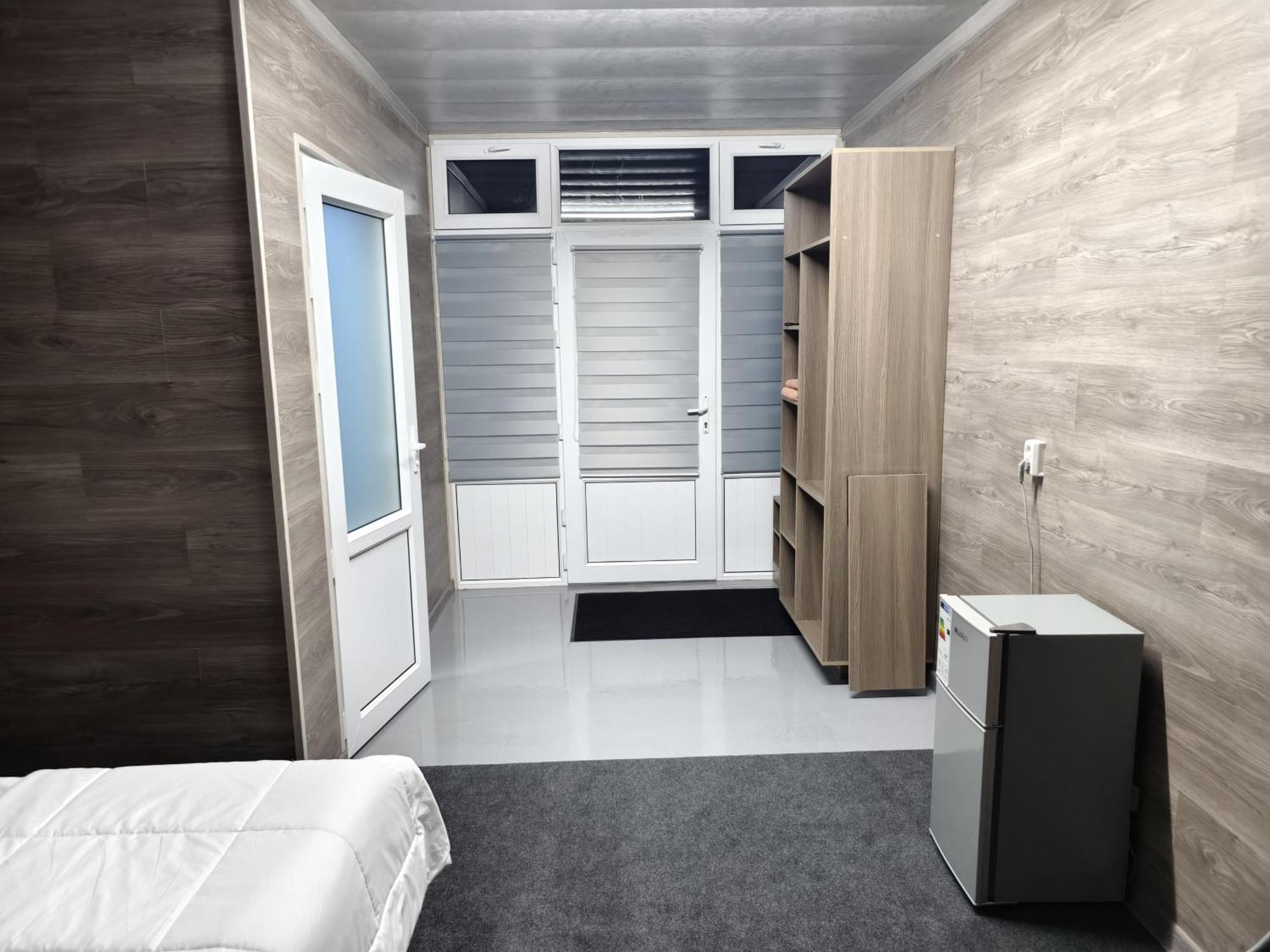 The Mini-Hotel On Mukanov St Алма Ата Екстериор снимка